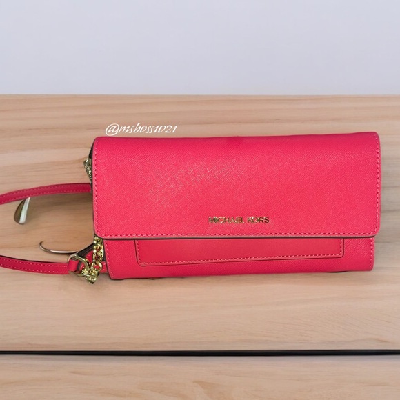 Michael Kors RARE Md Wallet On Chain Crossbody in Deep Pink NWT